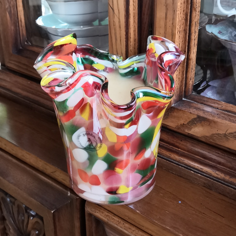 ZORZA ART GLASS HANDKERCHIEF VASE with Candle in it.